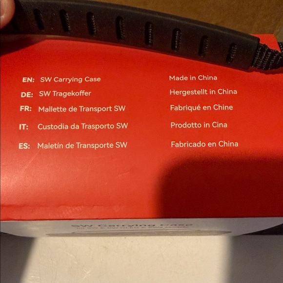 Nintendo Switch Black Carrying Case for Handheld Consoles - Picture 2 of 4